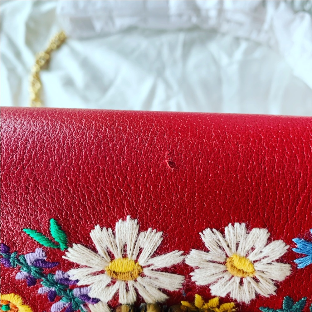 Gucci Large Linea Ricami Floral Shoulder Bag - Picture 15 of 16